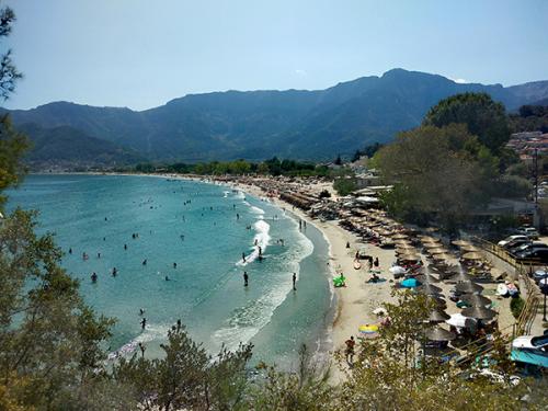 Zlatna plaža (Golden beach)